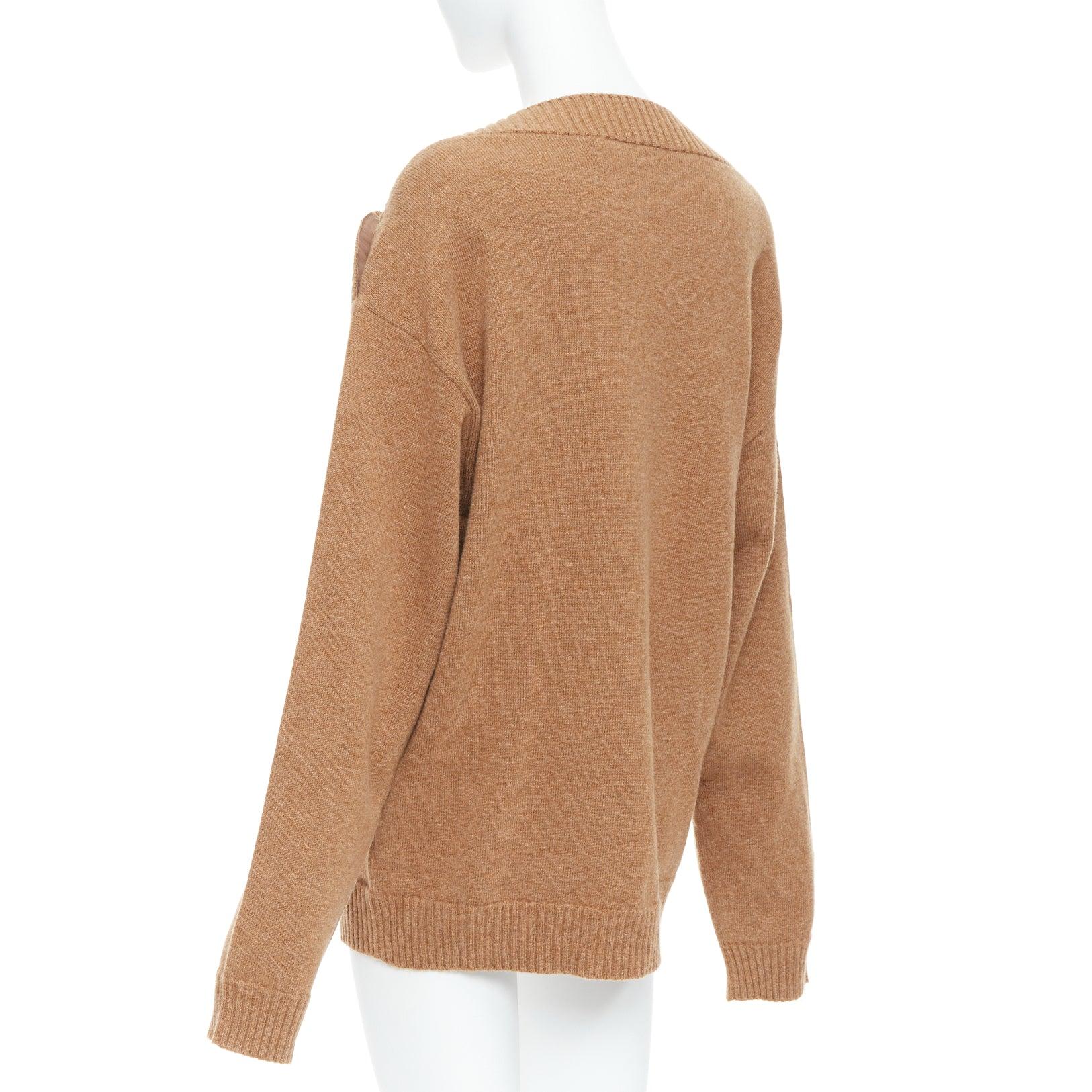 BURBERRY camelbrauner Wollpullover mit Horn-Knopfleiste L im Angebot 1