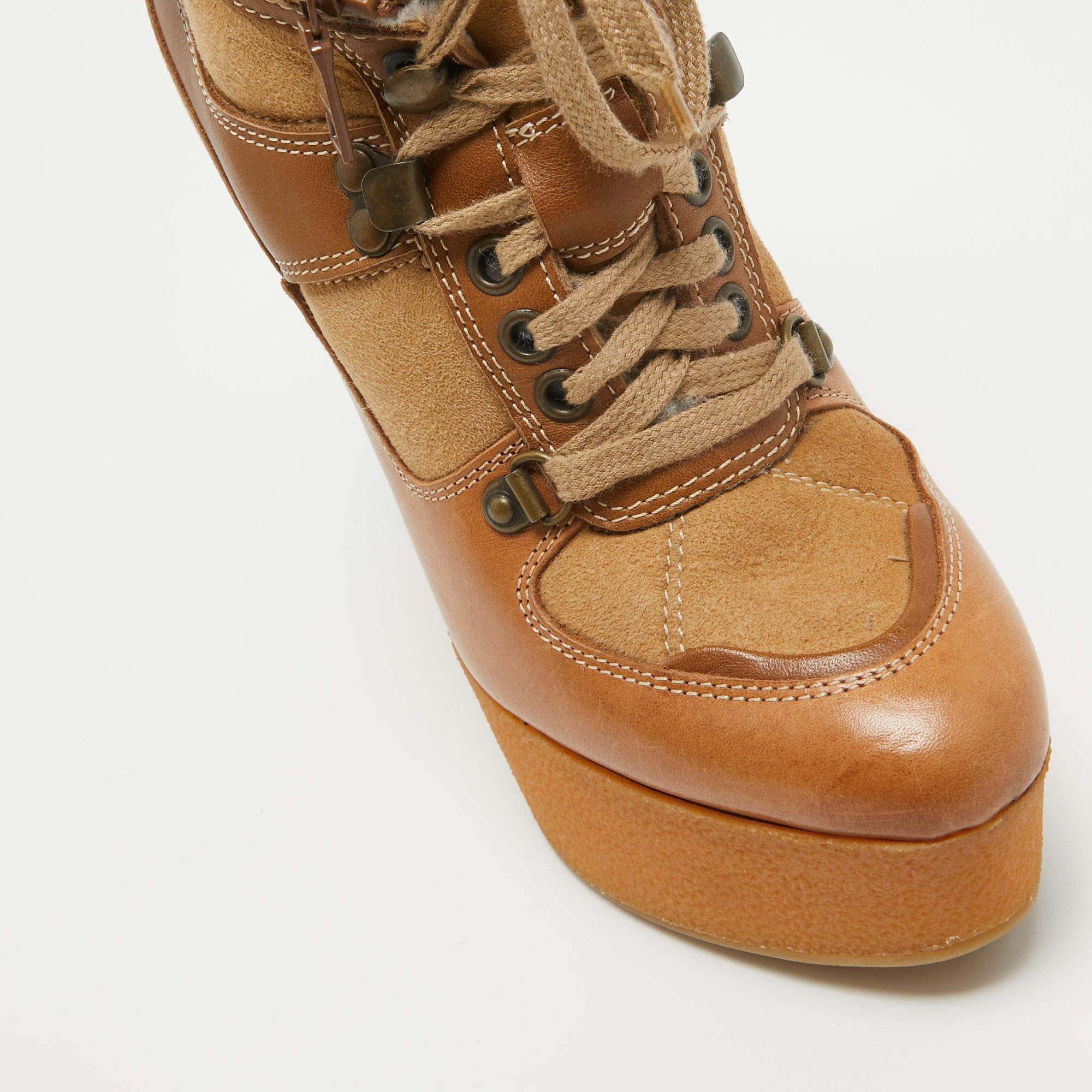 Burberry Camel Leather Platform Wedges (US 8) For Sale 1