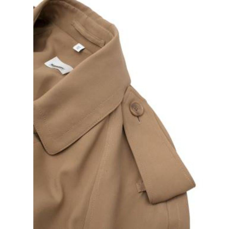 Burberry Camel Silk Crepe Trench Coat For Sale 4