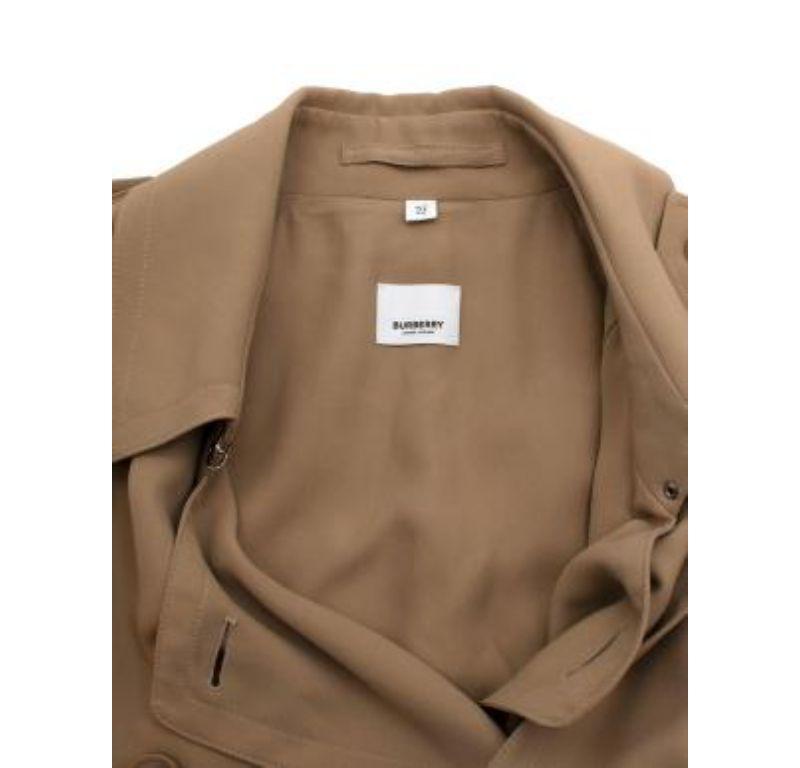 Burberry Camel Silk Crepe Trench Coat For Sale 5