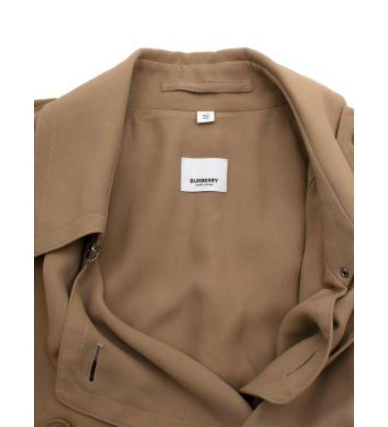 Burberry Camel Silk Crepe Trench Coat For Sale 5