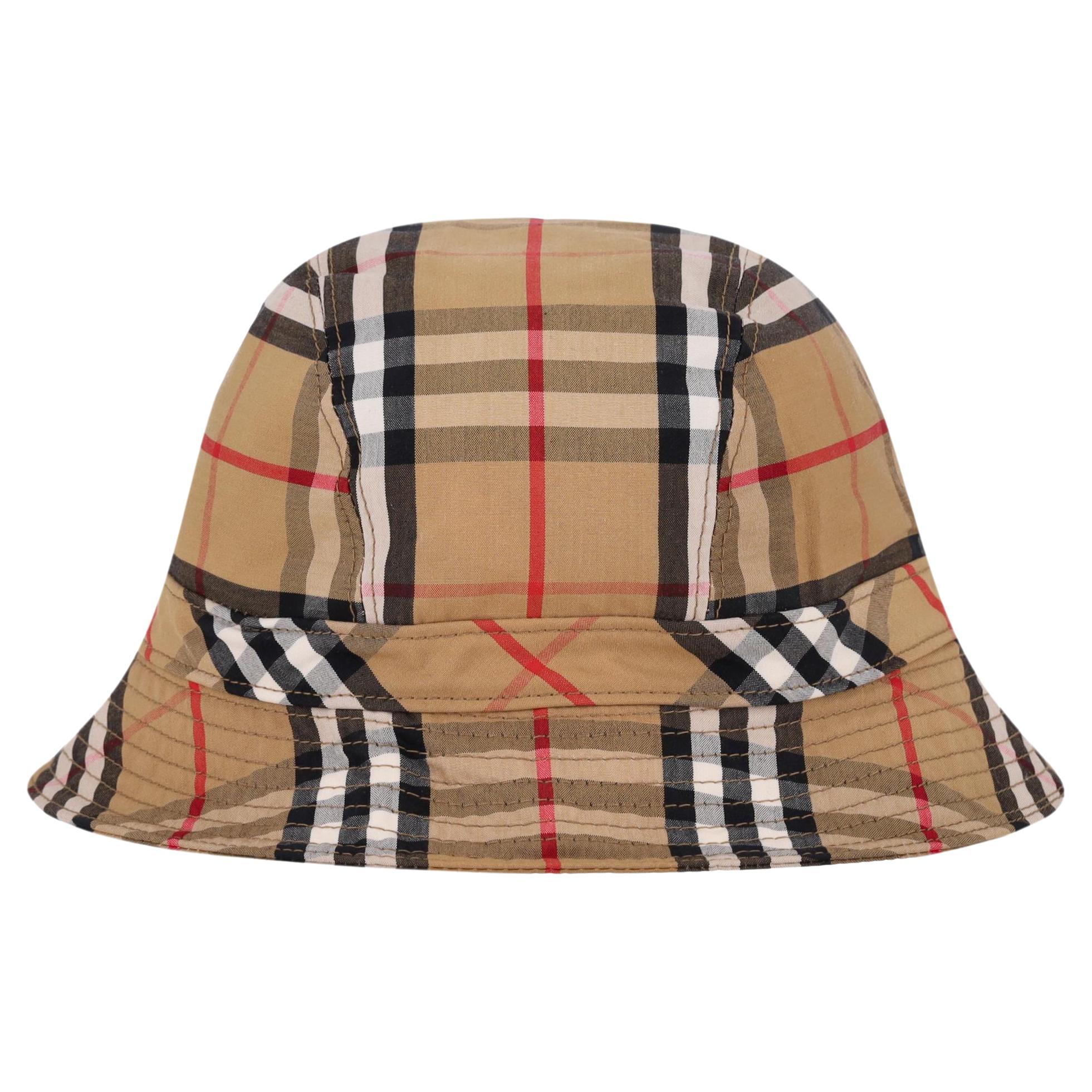 Burberry Canvas Vintage Check Bucket Hat For Sale