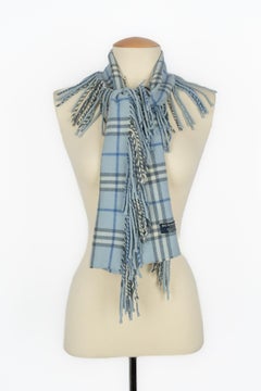 Burberry cashmere scarf