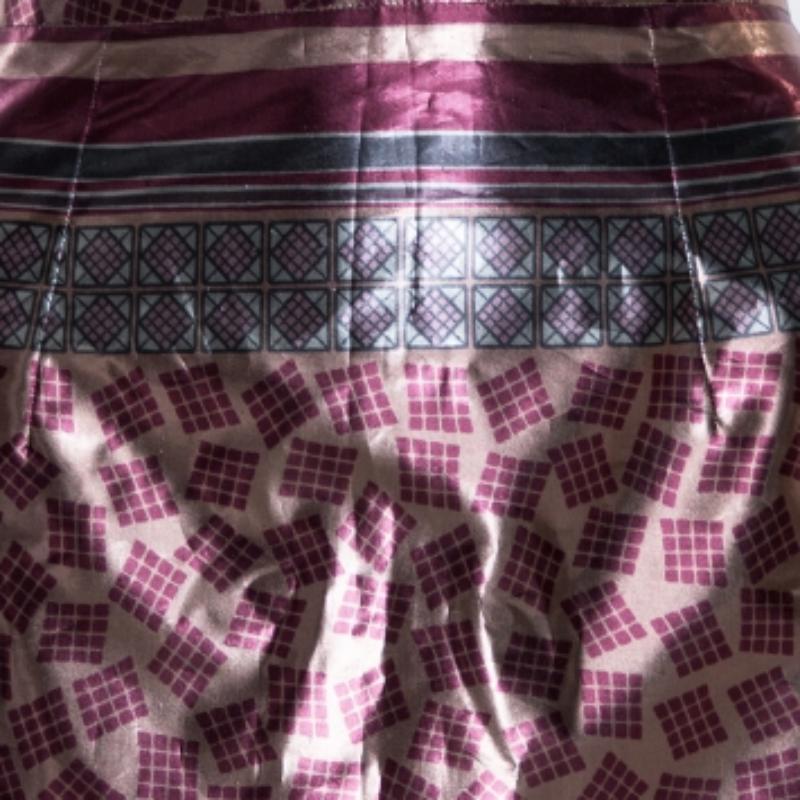 Gray Burberry Champagne Pink Printed Lamé Pencil Skirt M For Sale
