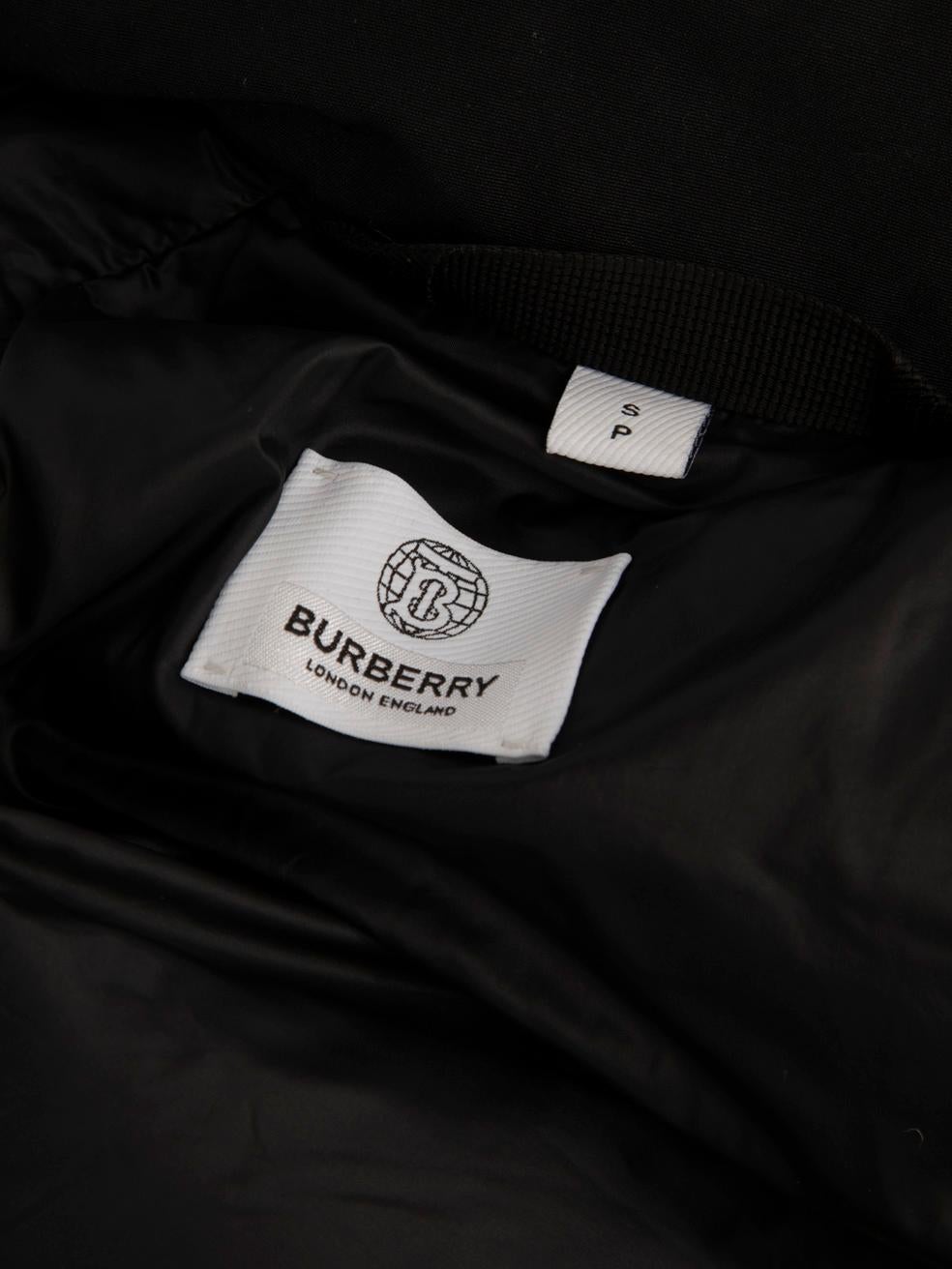Doudoune à carreaux avec capuche Burberry Taille S en vente 5