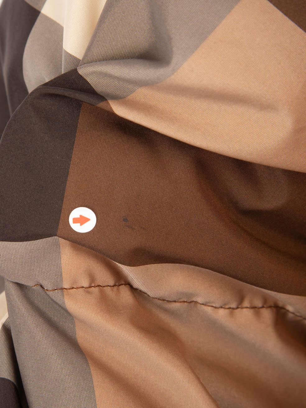 Doudoune à carreaux avec capuche Burberry Taille S Bon état - En vente à London, GB