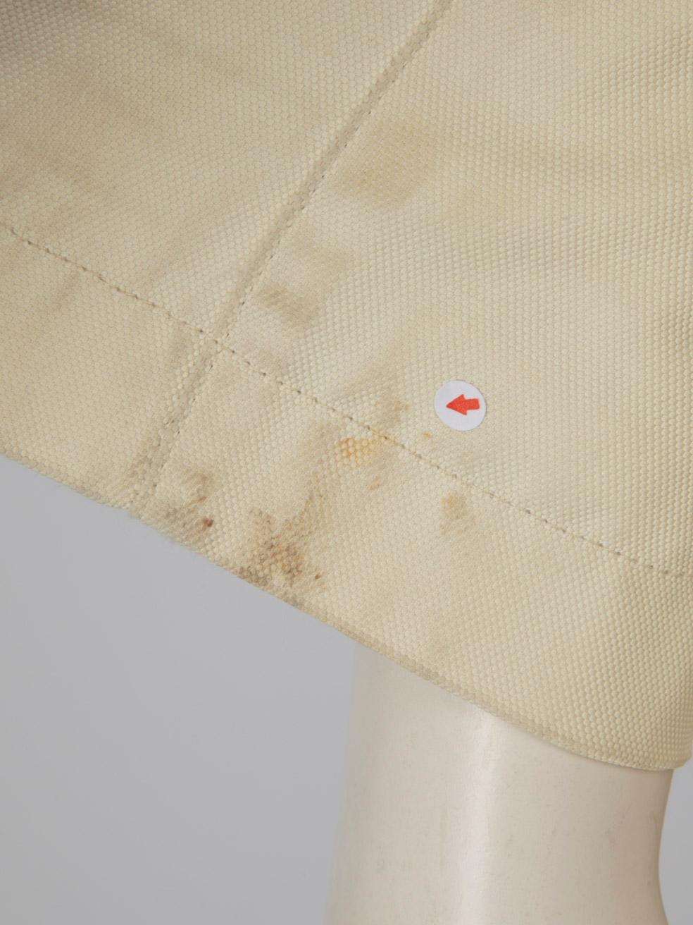 Gabardina con capucha Burberry Crema Talla L en venta 5