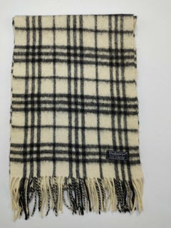 Burberry Cream Nova Check Lambs Wool Classic Scarf 863539 For Sale at  1stDibs