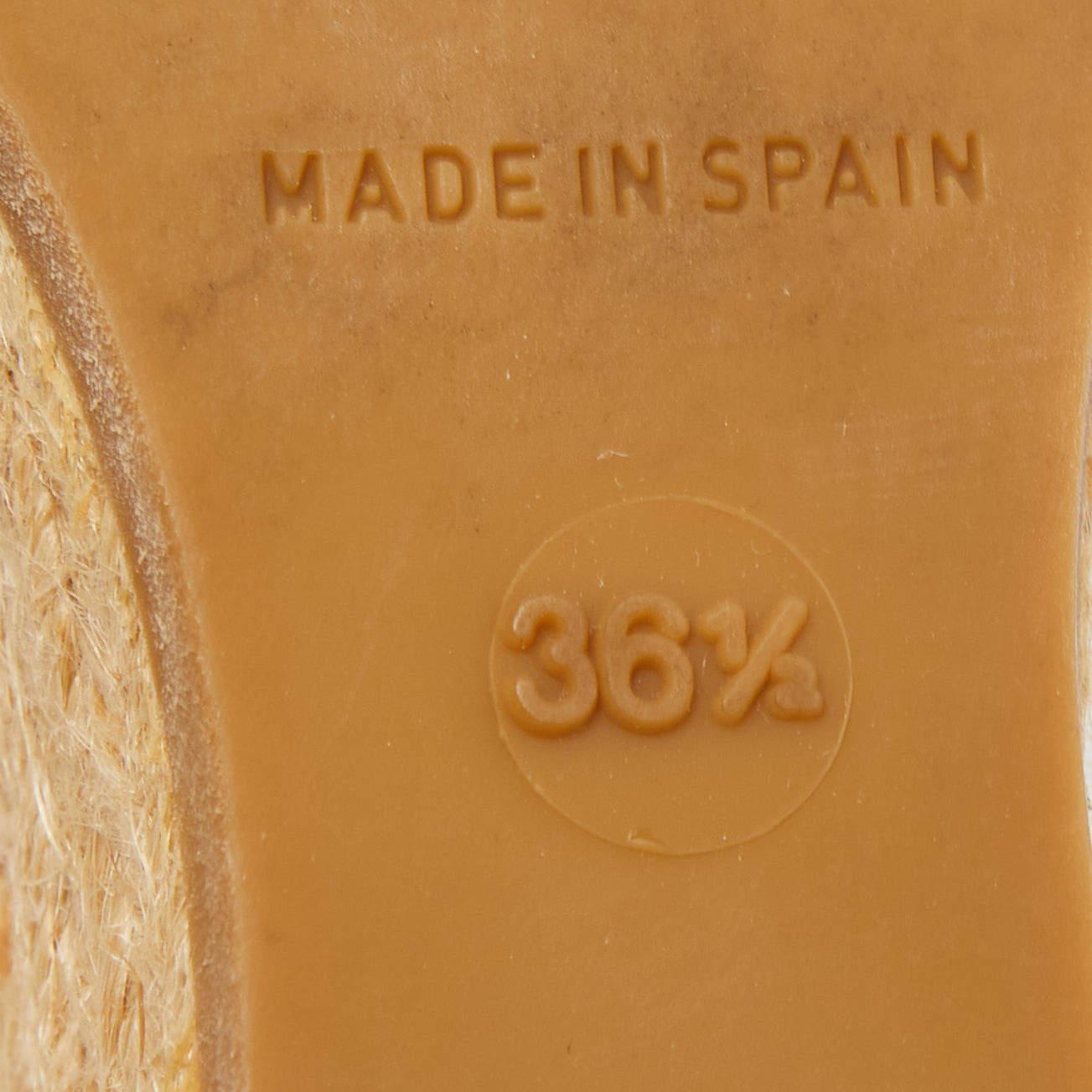 Burberry Cream Patent Peep Toe Wedge Espadrilles Sandals Size 36.5 For Sale 2