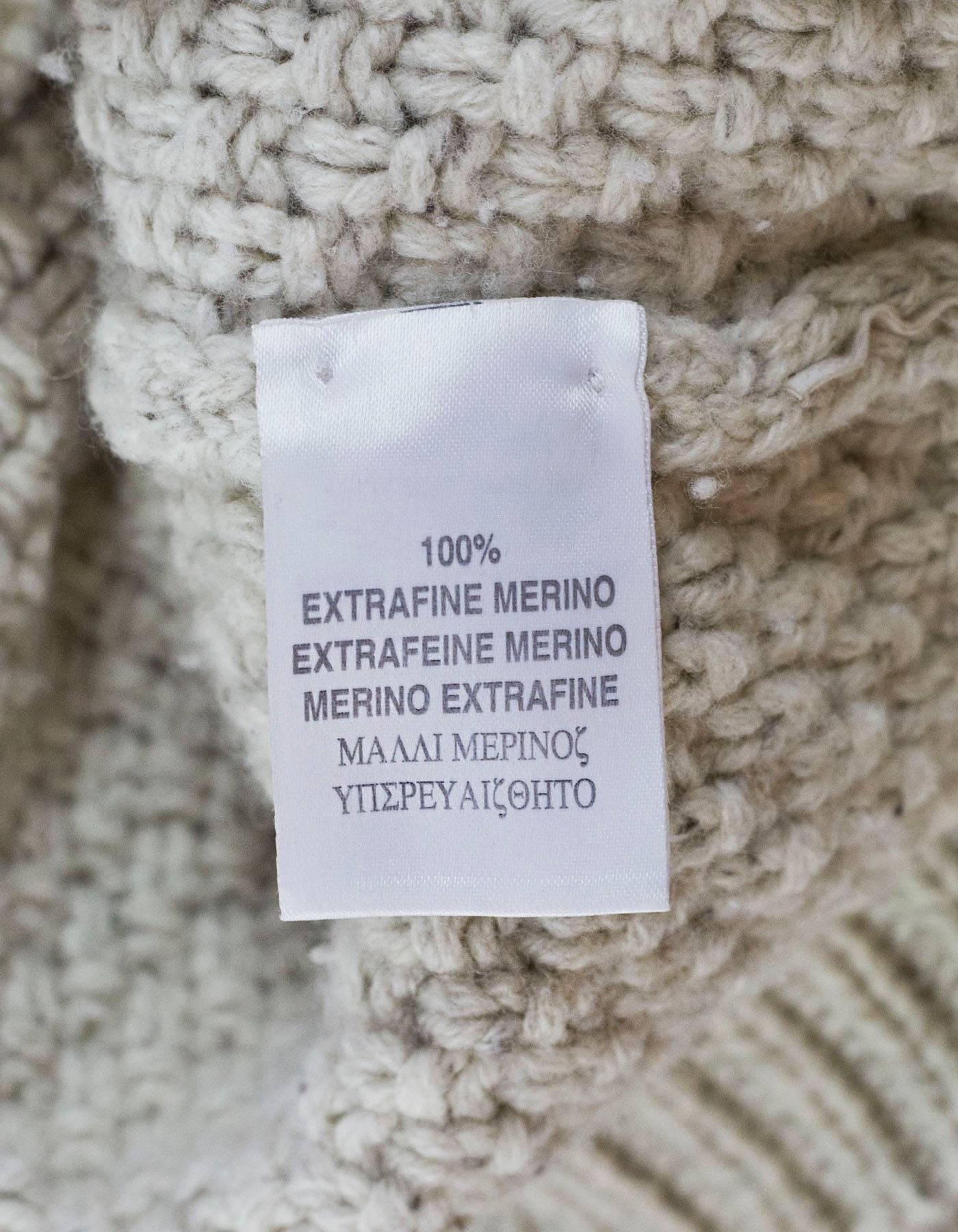 Burberry Cream Wool Cable-Knit Sweater Sz M In Excellent Condition In New York, NY
