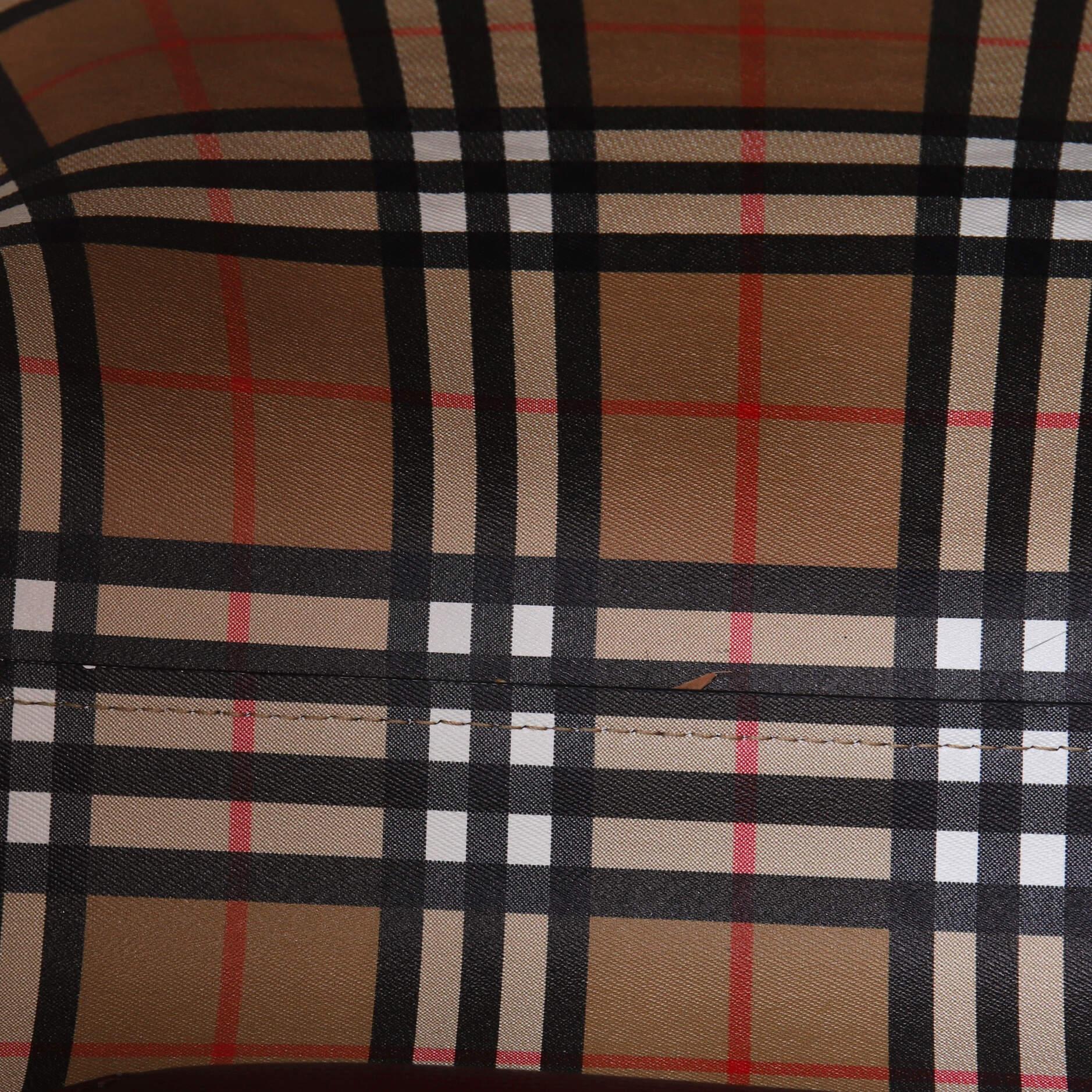 Burberry Crest Shopping Tote Leather Large In Good Condition In NY, NY