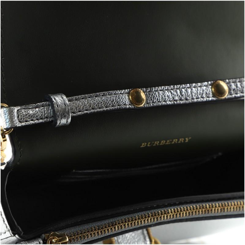 Burberry D-Ring Chain Wallet Leather 1
