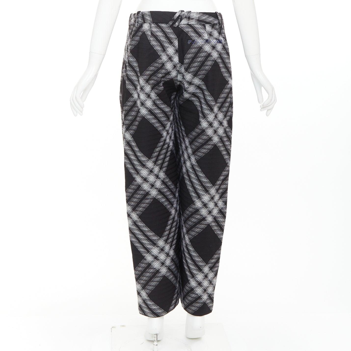 Donna Burberry Daniel Lee, pantaloni in lana a quadri House grigio a gamba larga con paracadute IT34 XXS in vendita