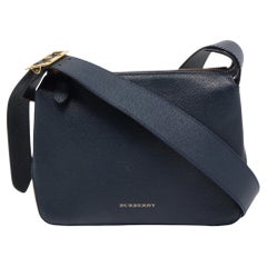 Burberry - Petit sac à bandoulière Helmsley House à carreaux bleu foncé/beige et toile et cuir