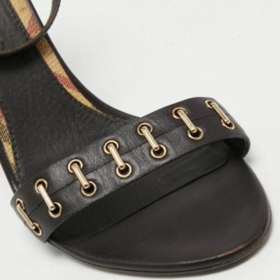 Burberry Dunkelbraune Leder Riemchensandalen Größe 36 im Angebot 2