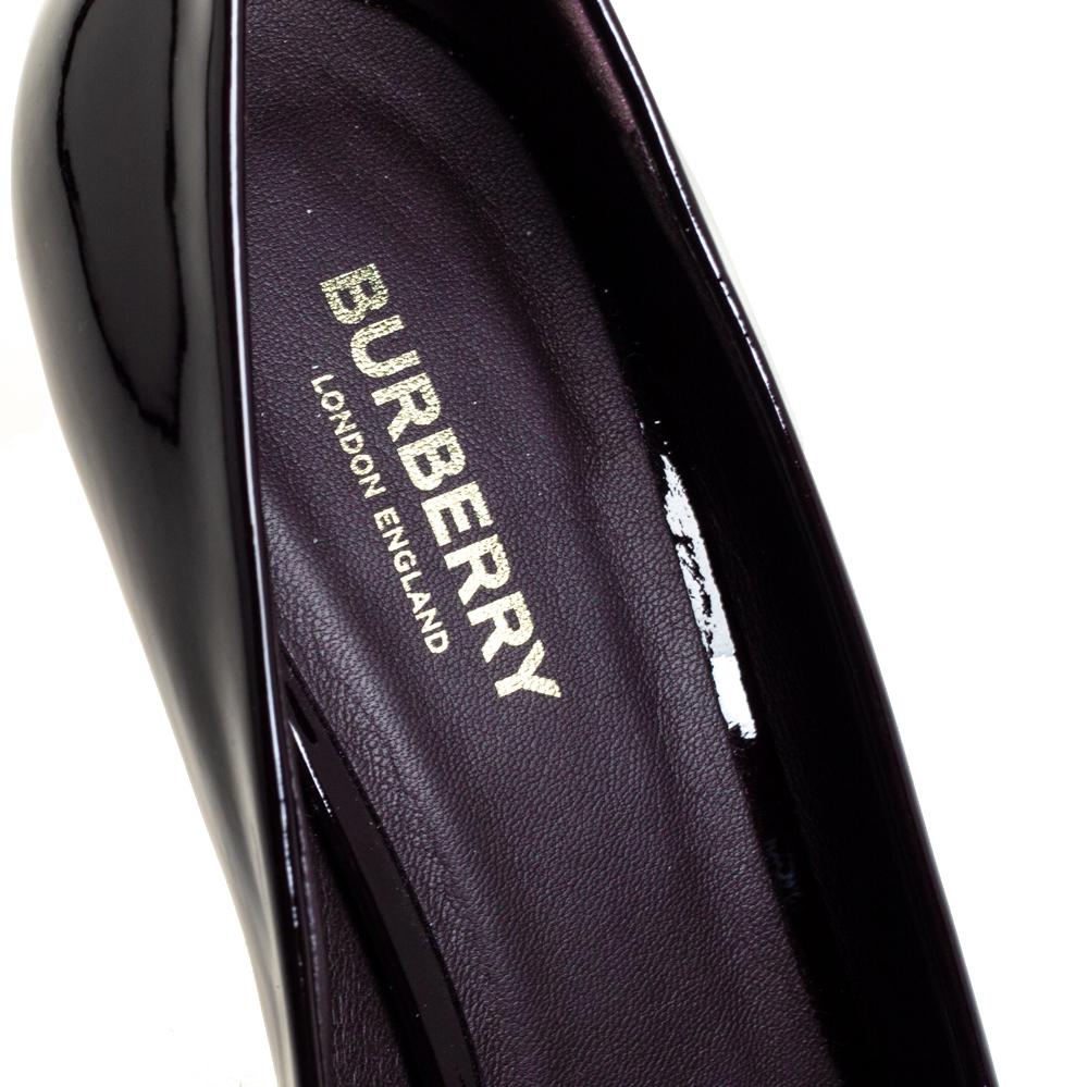 Burberry Dark Brown Patent Leather Jermyn Peep Toe Ankle Cuff Pumps Size 38.5 For Sale 2