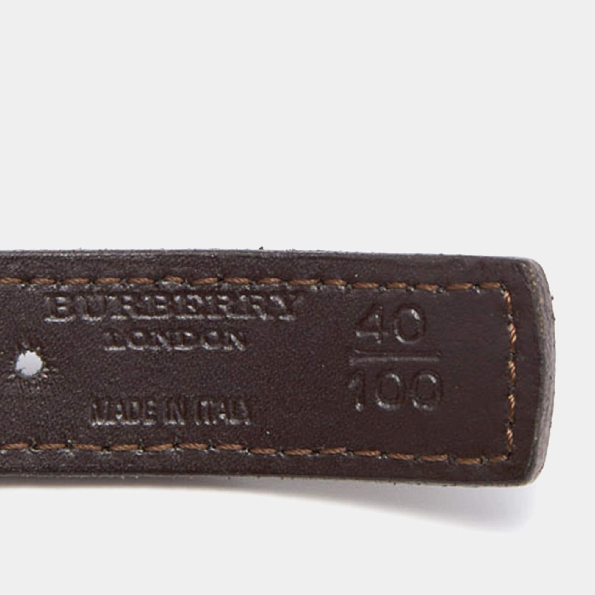Burberry Dark Brown Suede Tassel Waist Buckle Belt 100CM In Fair Condition For Sale In Dubai, Al Qouz 2