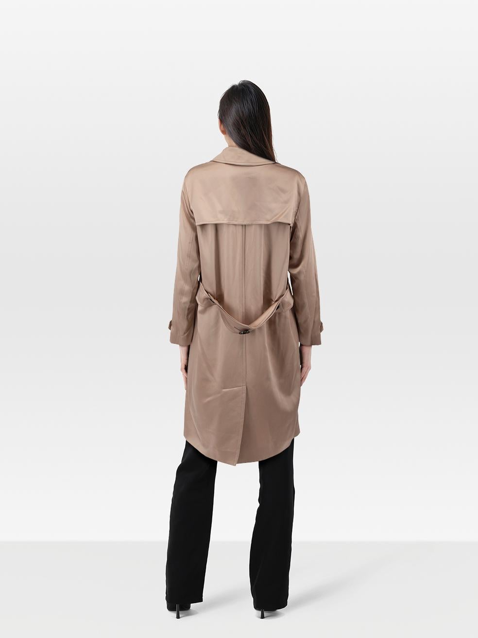 CONDITION is Never worn, with tags. No visible wear to coat is evident on this new Burberry designer resale item.
 
 Details
 
 
 Dusty pink
 
 Silk
 
 Trench coat
 
 Single breasted
 
 Neck fastening
 
 2x Front pockets
 
 Storm flap
 
 Martingale