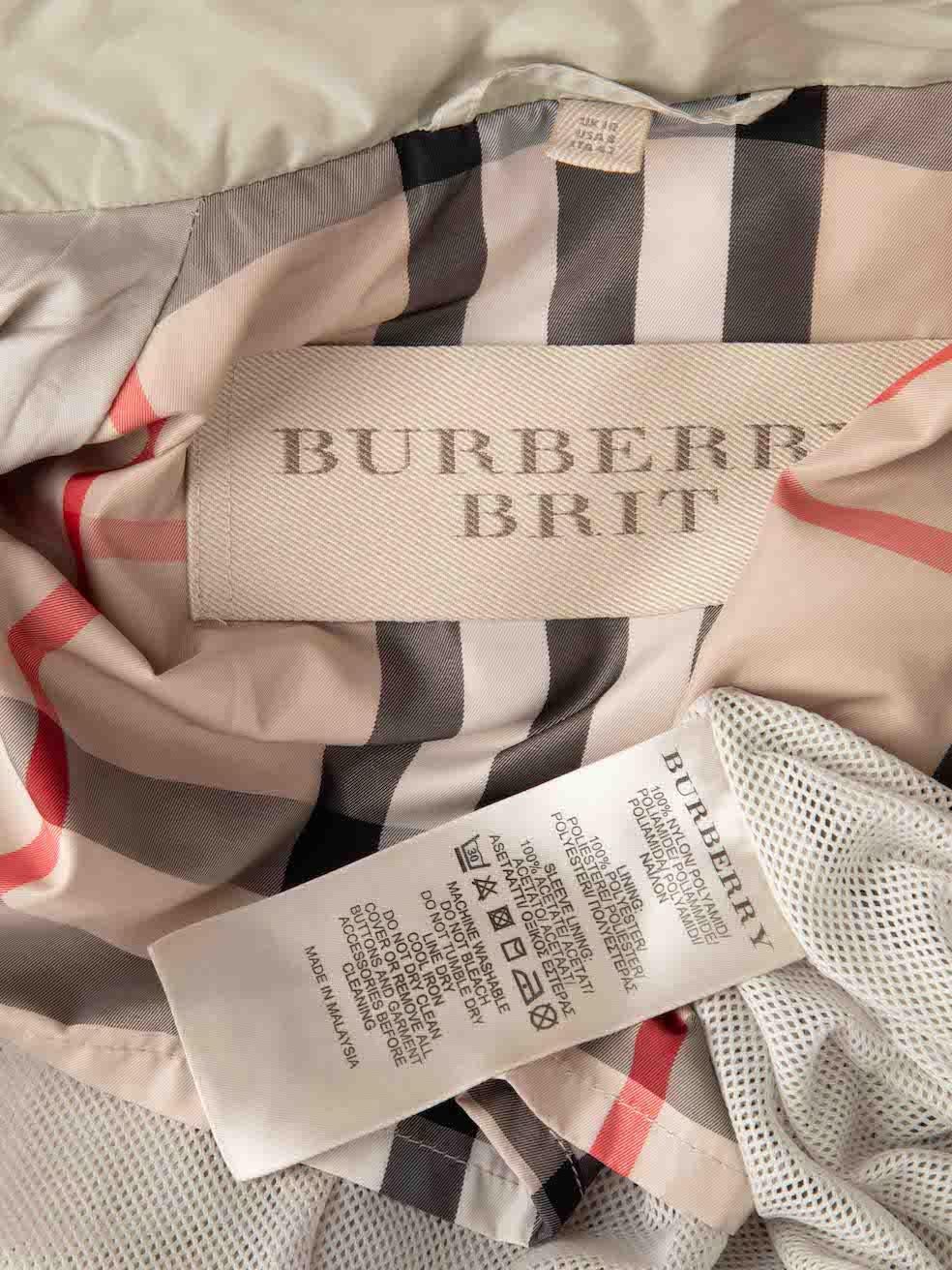 Women's Burberry Ecru Belted Trench Rain Coat Size M For Sale