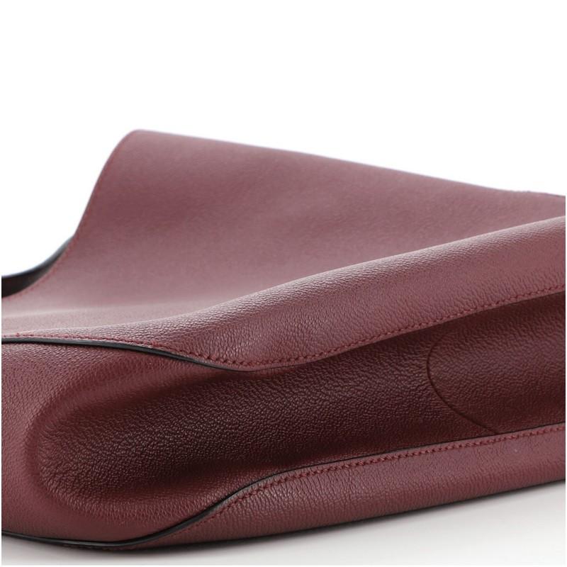 Burberry Elmstone Hobo Leather Medium 3