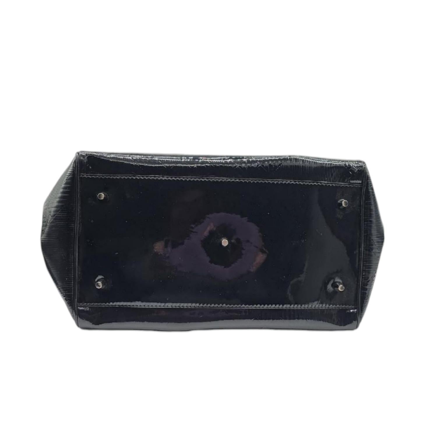 Grand sac à main Bilmore en cuir verni gaufré de Burberry Unisexe en vente