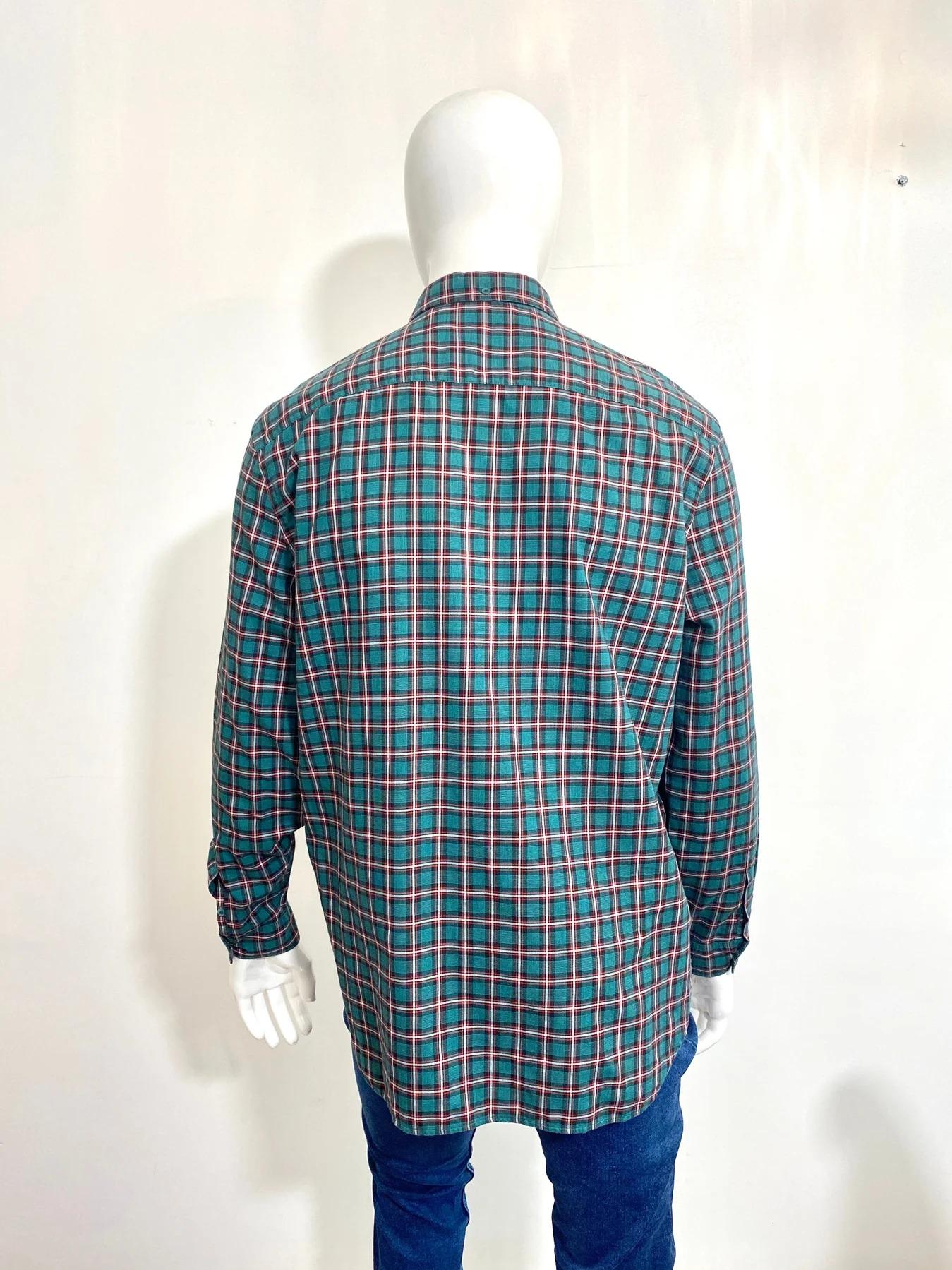 Burberry England Plaid Shirt In Excellent Condition For Sale In London, GB