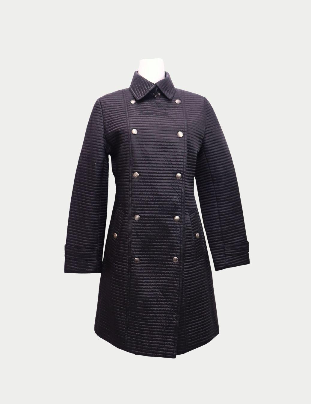 Burberry - EU 36 In condizioni buone in vendita a Amman, JO