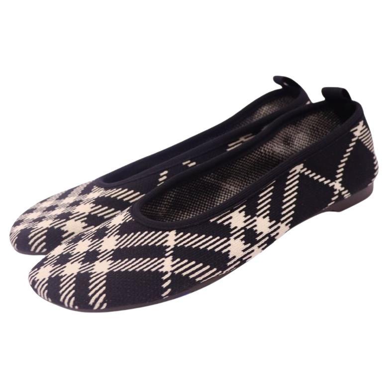 Burberry - EU 40 For Sale