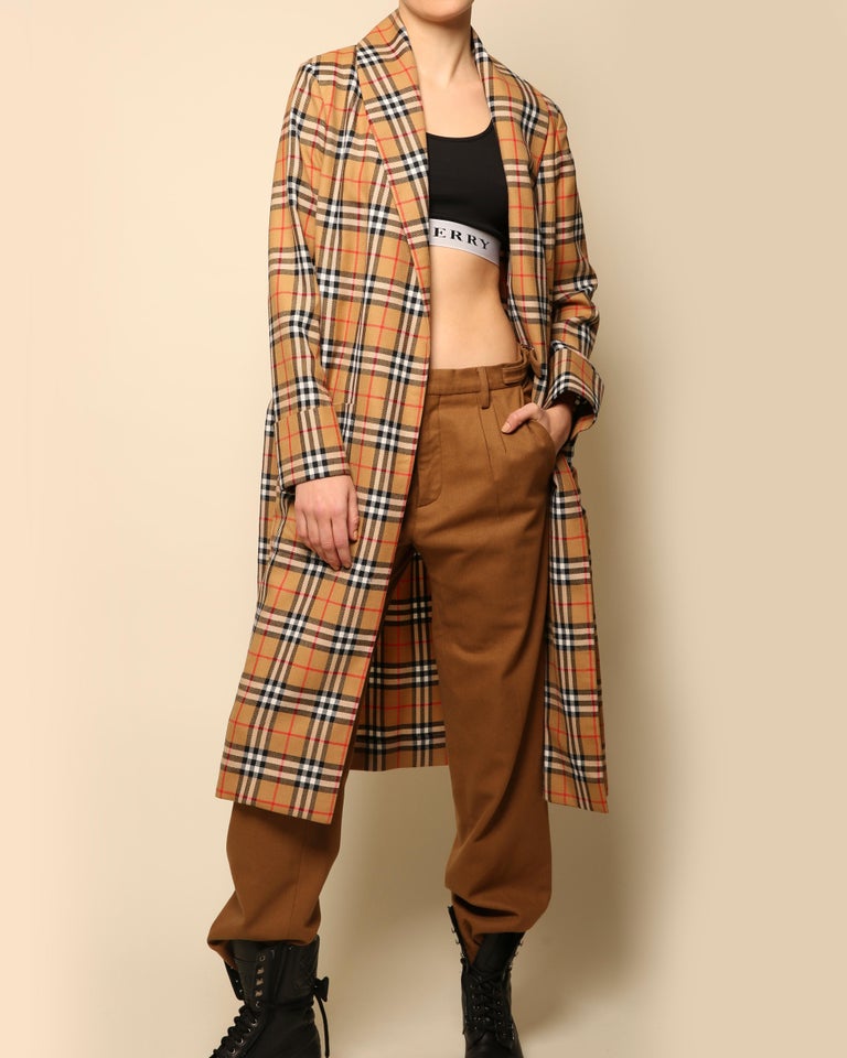 Burberry F/W 18 brown plaid check print brown oversized belted wool trench  coat For Sale at 1stDibs | burberry trench coat plaid, burberry plaid  trench coat, burberry pattern trench coat