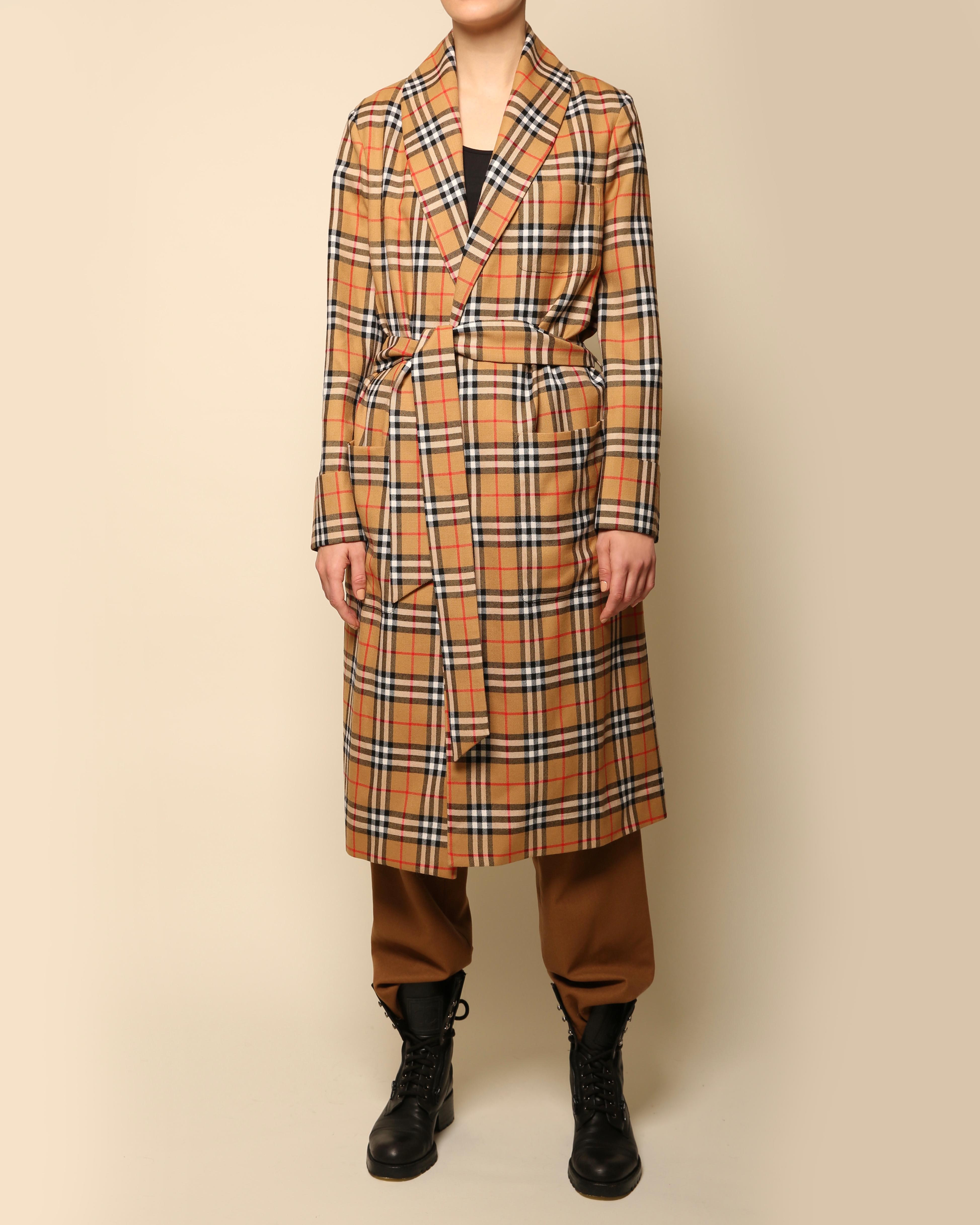 Burberry F/W 18 brown plaid check print brown oversized belted wool trench  coat For Sale at 1stDibs | burberry trench coat plaid, burberry plaid  trench coat, burberry pattern trench coat