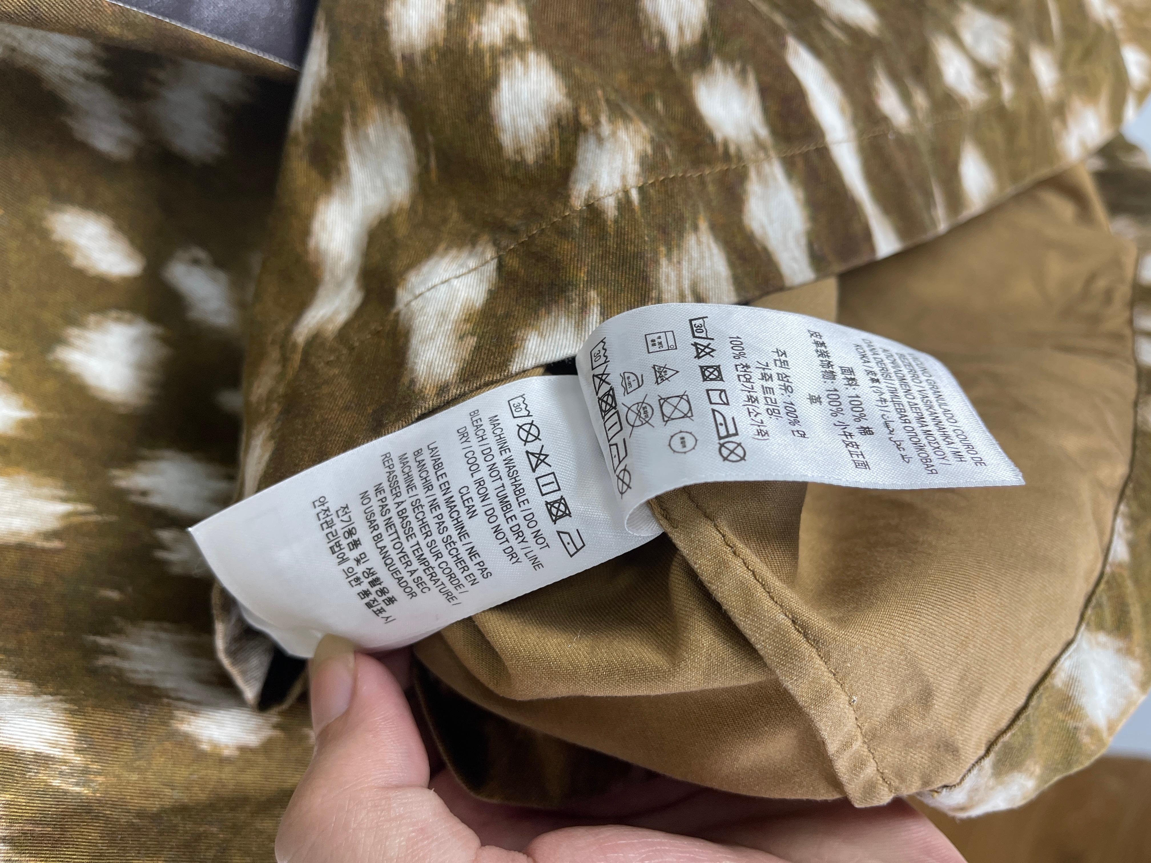 Burberry F/W2019 All-over Bambi Shirt For Sale 3