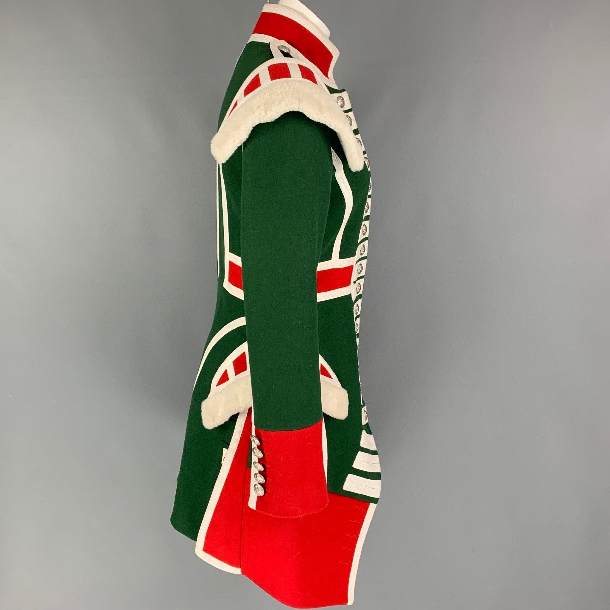 BURBERRY automne 2017 Taille 8 Manteau de cérémonie en laine bordé de peau de mouton rouge et vert en vente 1
