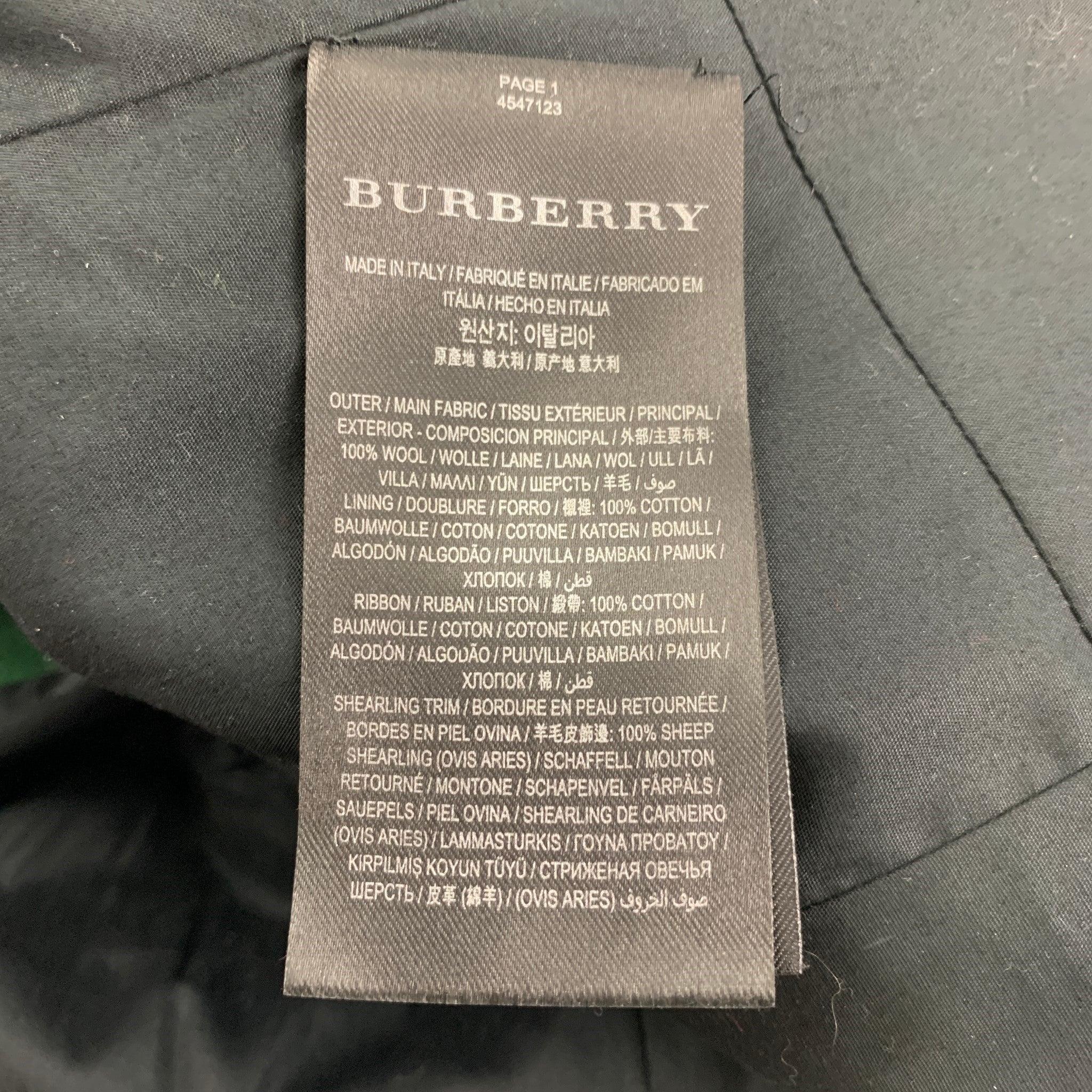 BURBERRY Fall 2017 Size 8 Green Red Shearling Trim Wool Ceremonial Coat For Sale 4