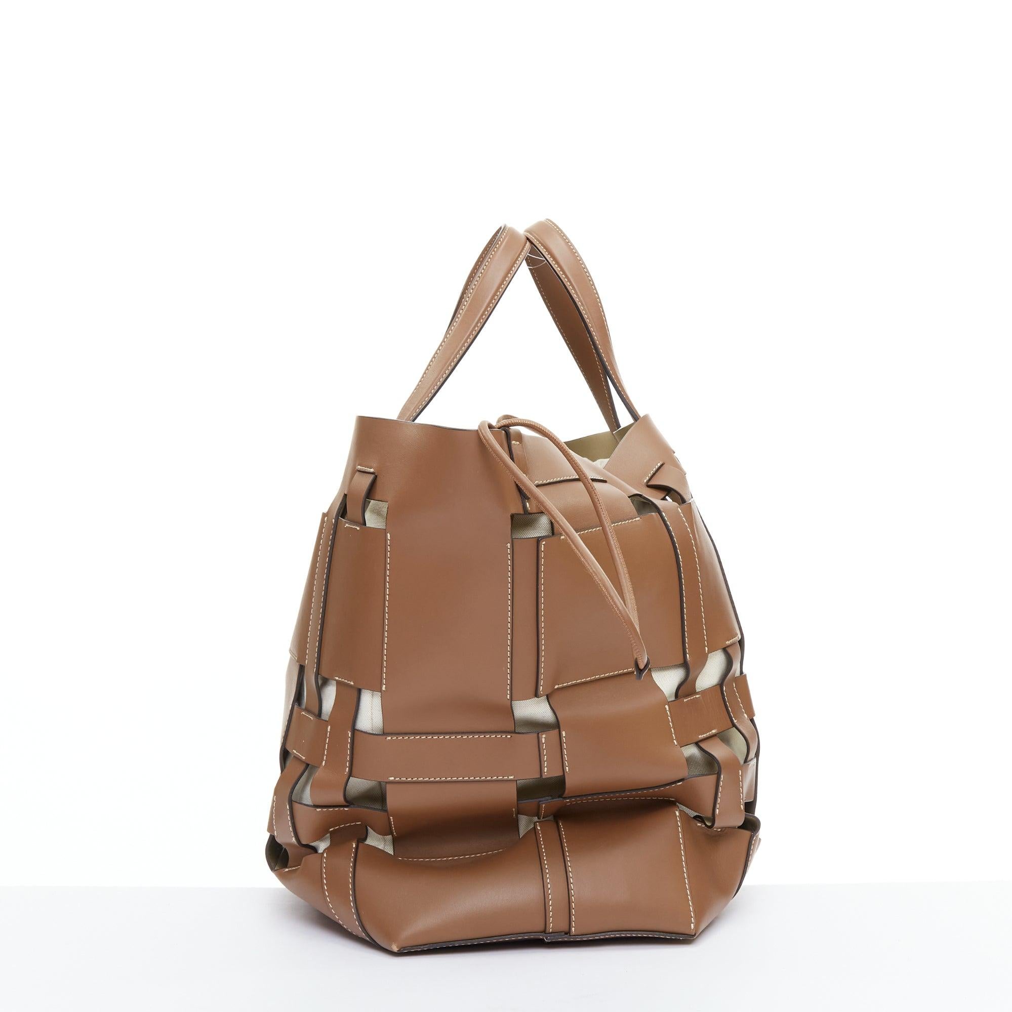 BURBERRY Foster brown leather gold logo open weave large tote bag In Good Condition In Hong Kong, NT