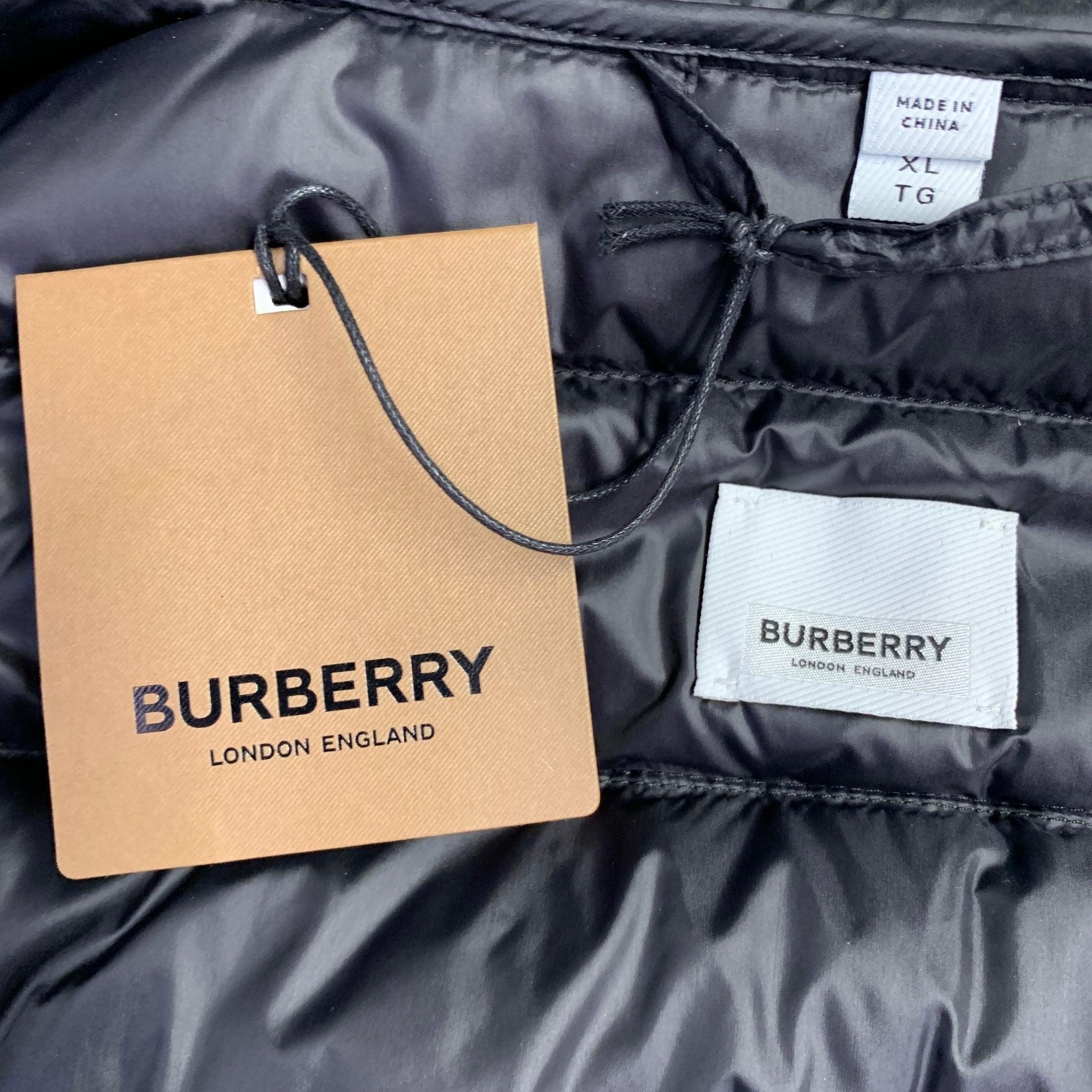 Men's BURBERRY FW22 Size XL Barking Black Olive Quilted Polyamide Hooded Coat For Sale