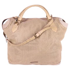 Burberry Gilmore Satchel Perforiertes Leder XL Hobo Bag