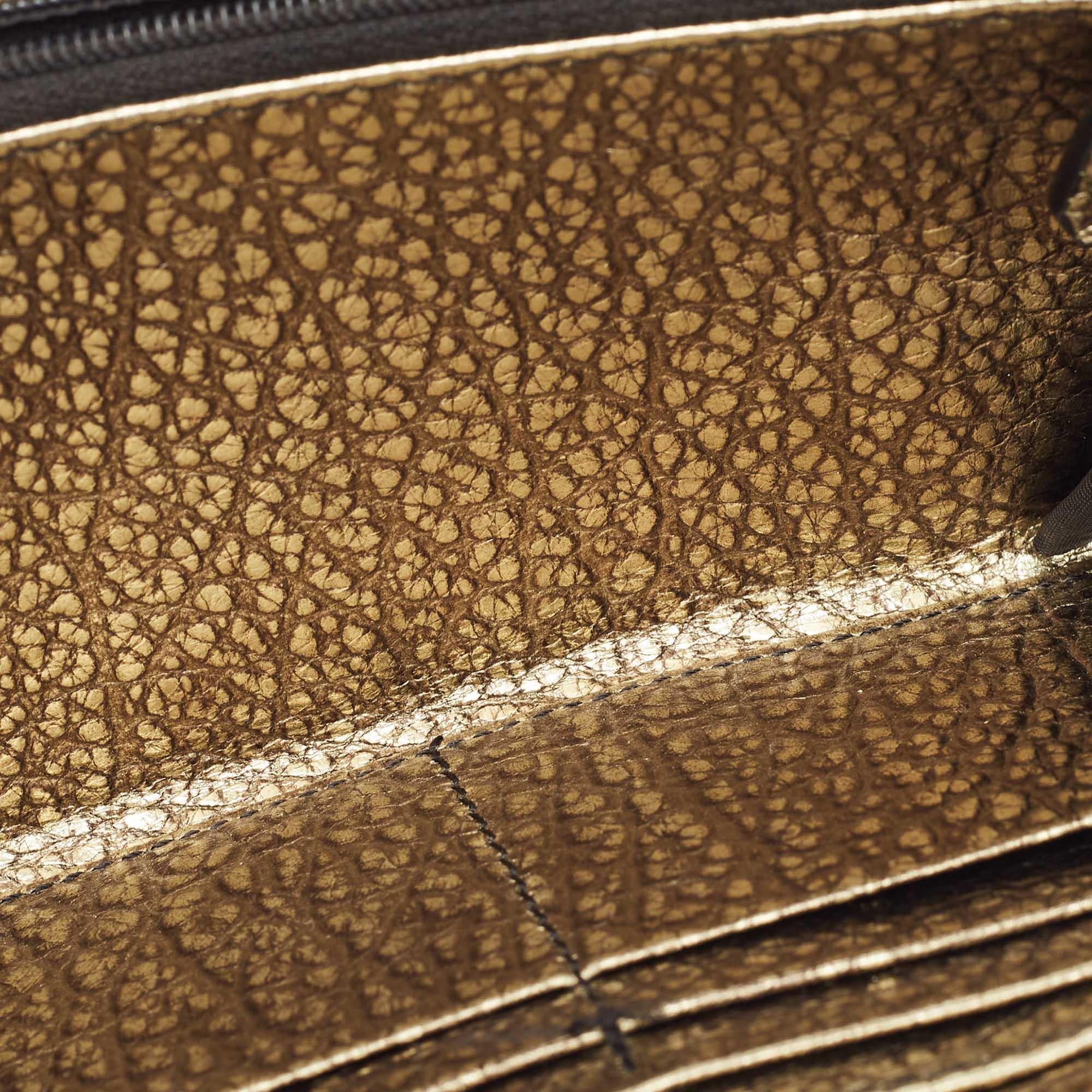 Beige Burberry Gold/Black Textured Leather Zip Around Continental Wallet For Sale