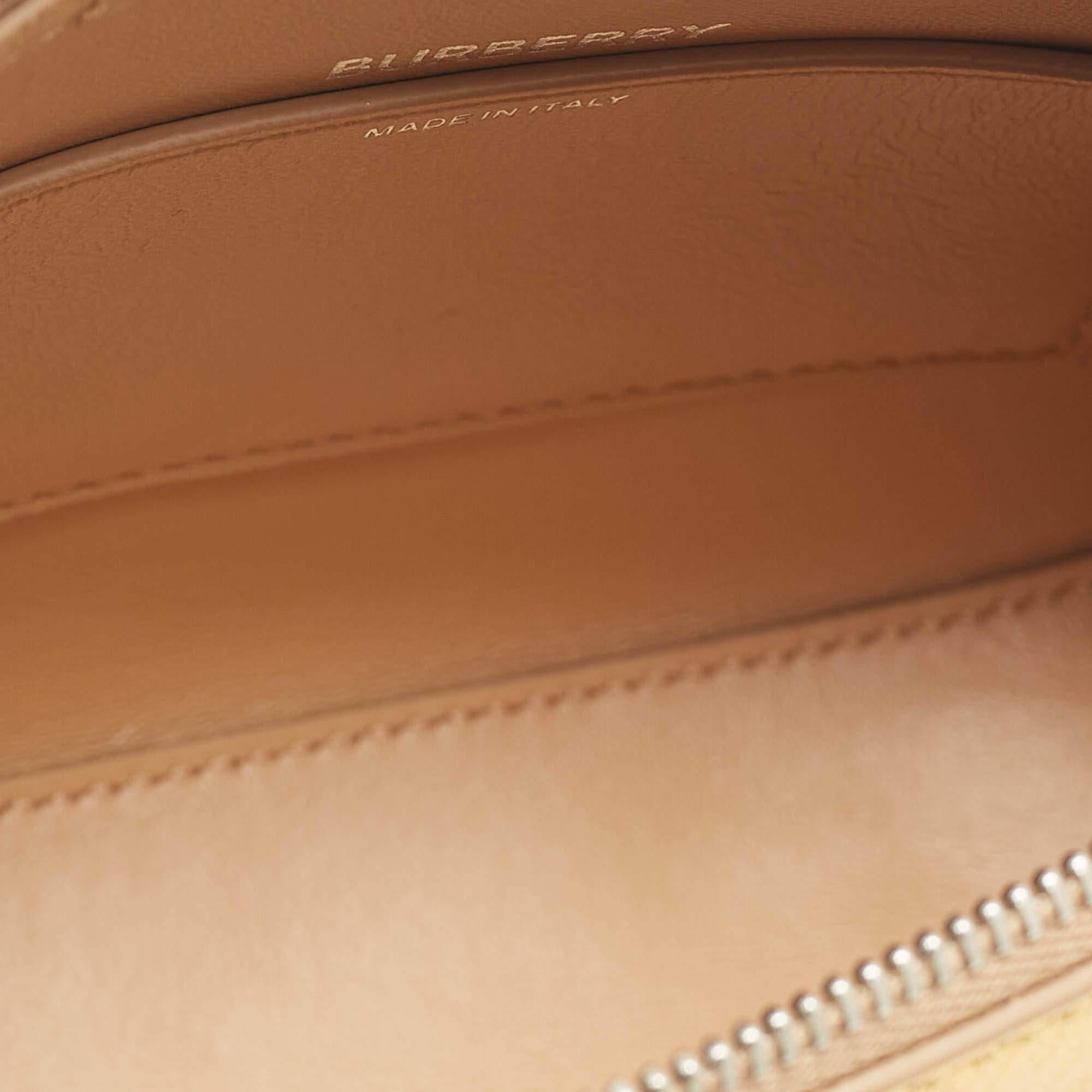 Burberry Gold Leder-Mini Olympia-Reißverschluss-Tasche mit Kette 5