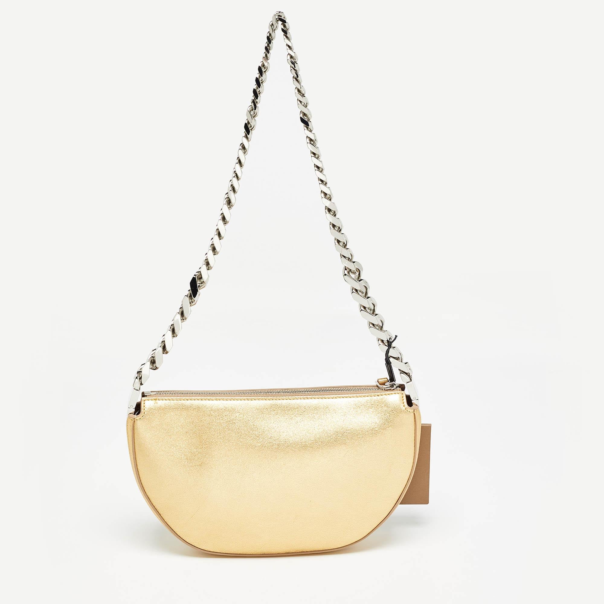 Burberry Gold Leather Mini Olympia Zip Chain Bag In New Condition In Dubai, Al Qouz 2