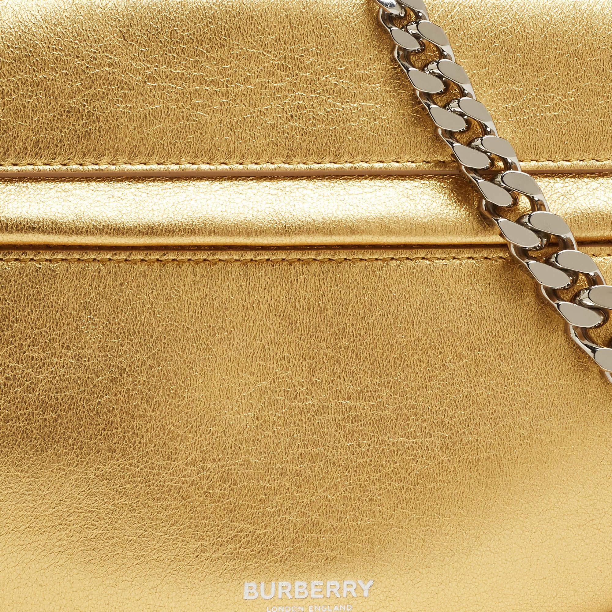 Burberry Gold Leder-Mini Olympia-Reißverschluss-Tasche mit Kette Damen