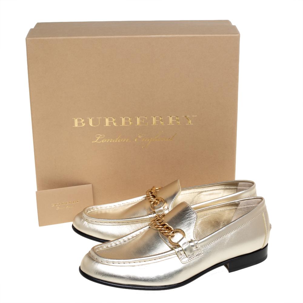 Burberry Gold Leather Solway Chain Detail Slip On Loafers Size 39 2