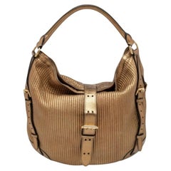 Burberry Hobo en cuir matelassé or