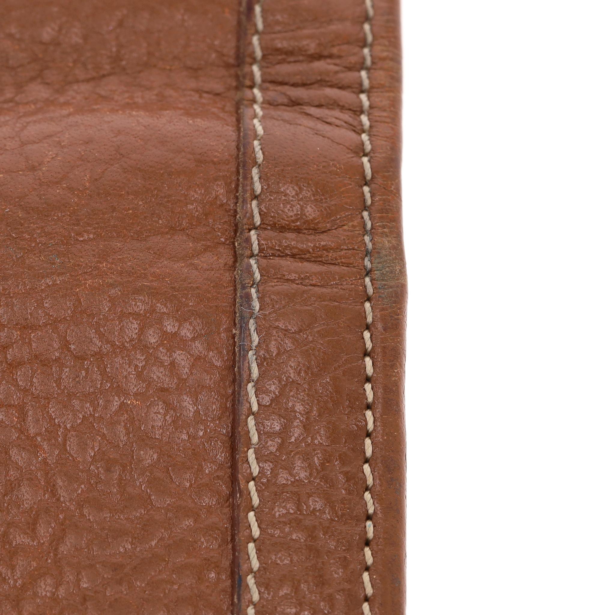 Burberry Grained Leather Wallet For Sale 8