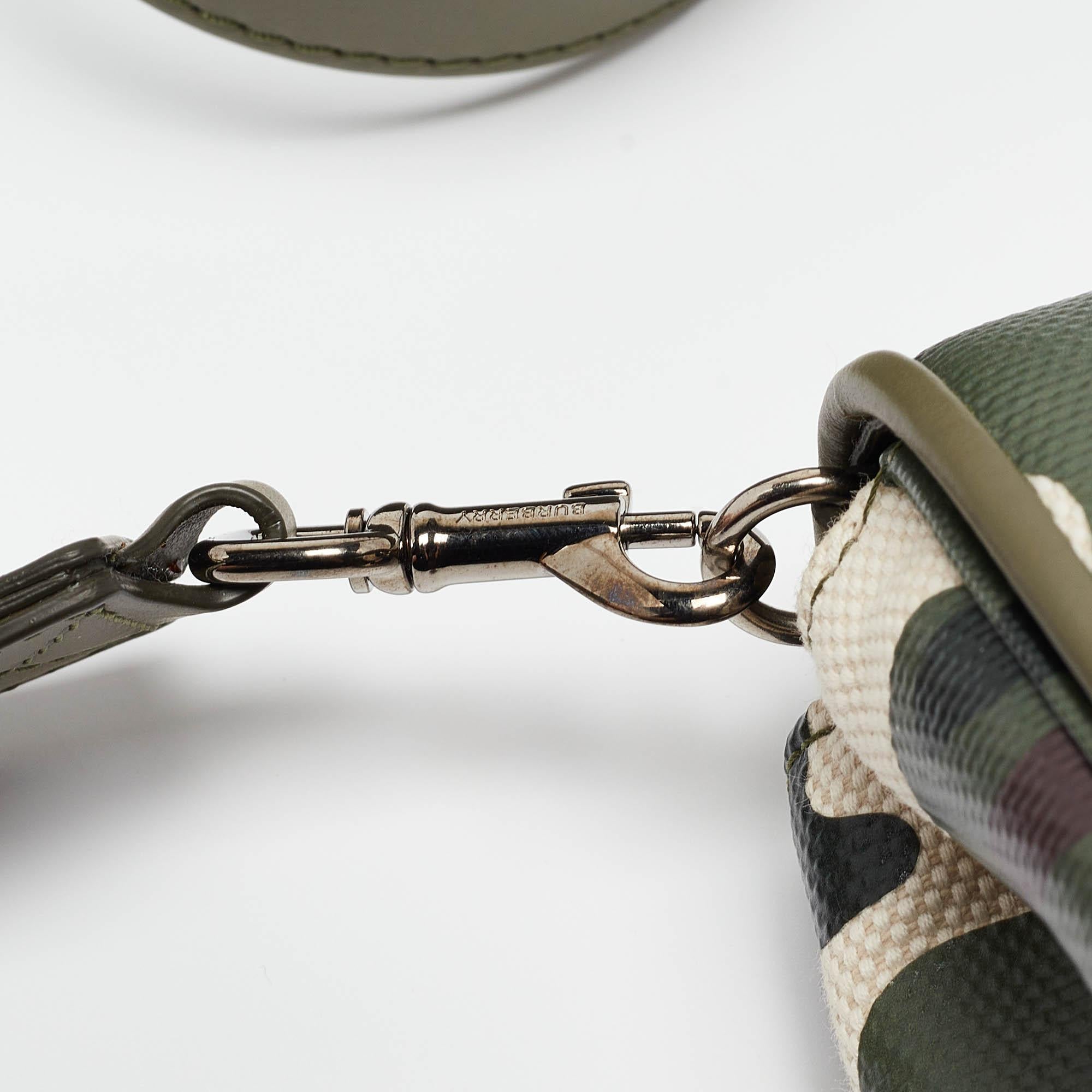Burberry Green/Beige Camo Print Coated Canvas & Leather Hackberry Crossbody Bag For Sale 2