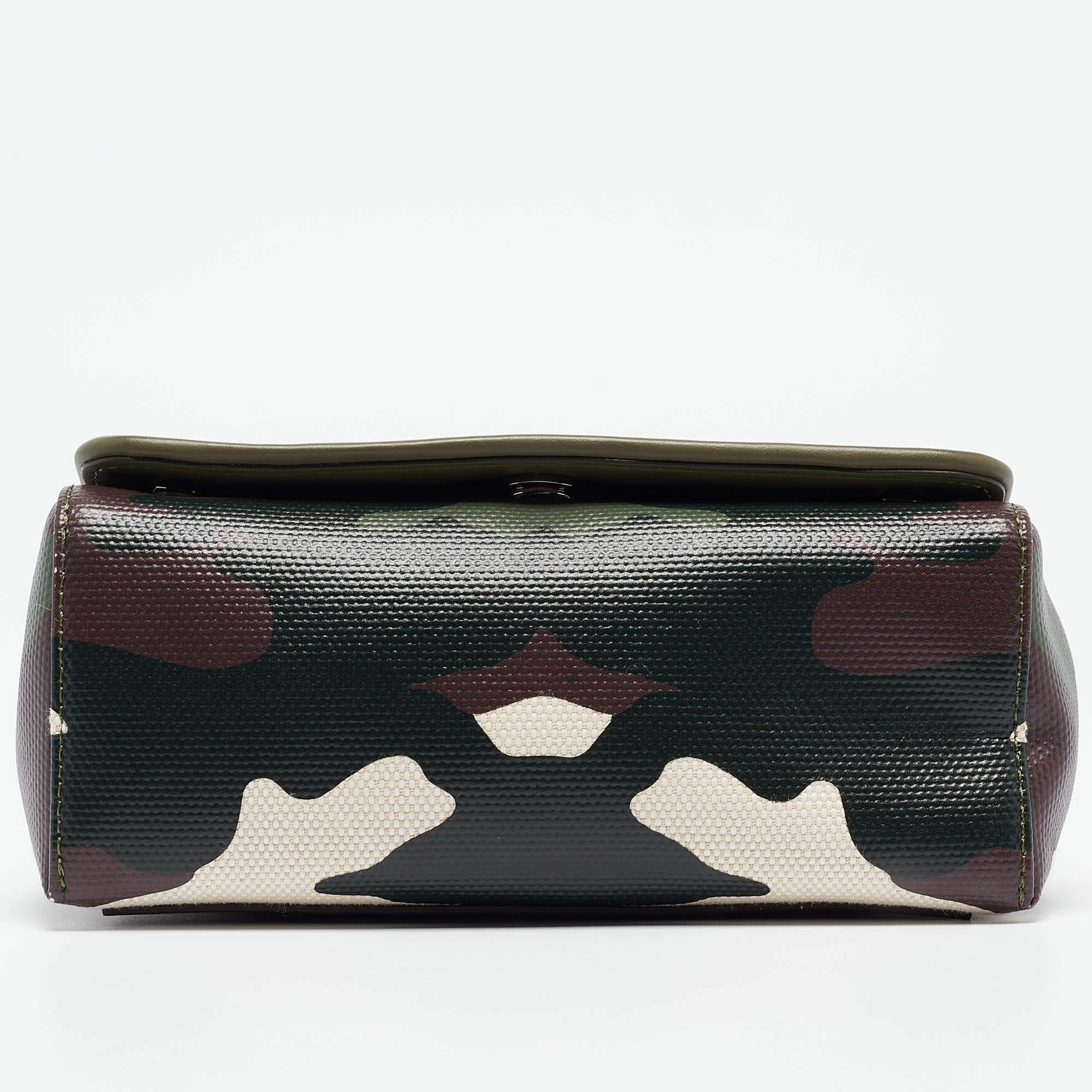 Burberry Green/Beige Camo Print Coated Canvas & Leather Hackberry Crossbody Bag For Sale 3