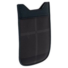 Burberry Grün/Grau kariertes Canvas und Leder Handytasche