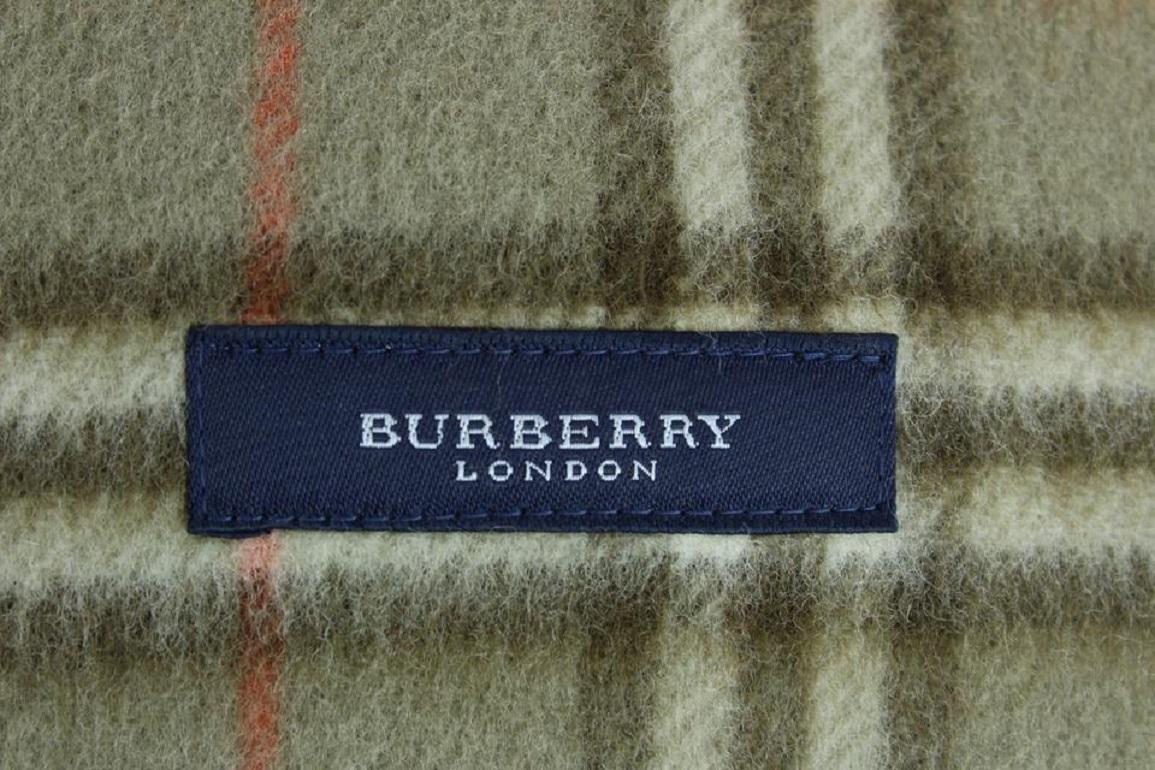Fisker Gentage sig Sidst Burberry Scarf Shawl - 2 For Sale on 1stDibs | burberry wrap shawl, burberry  london scarf tag, burberry shawl scarf