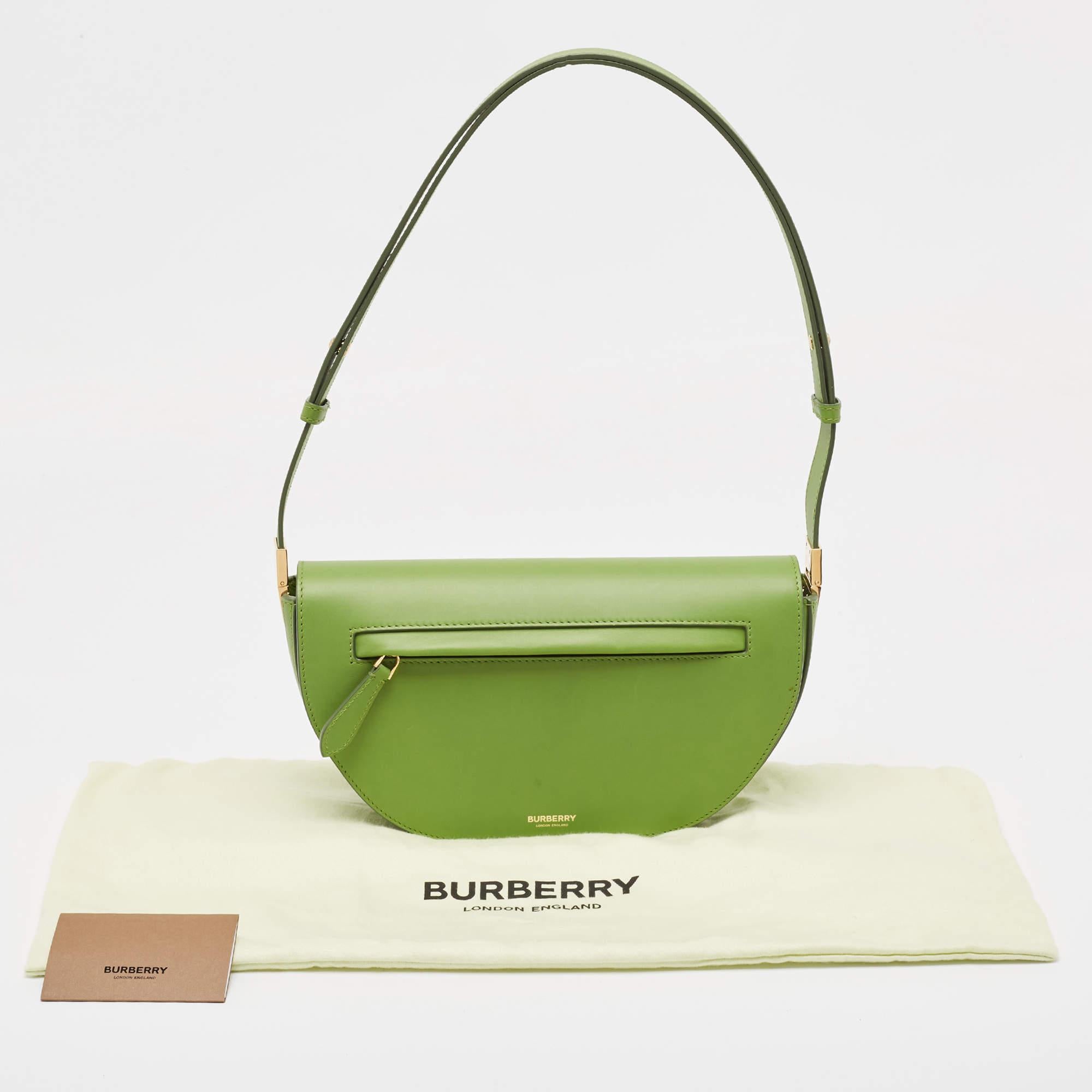 Burberry - Petit sac à bandoulière en cuir vert Olympia 10