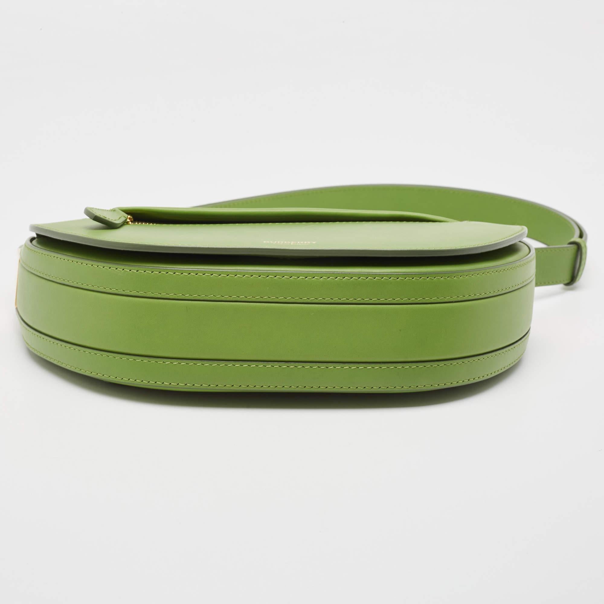 Burberry - Petit sac à bandoulière en cuir vert Olympia 1