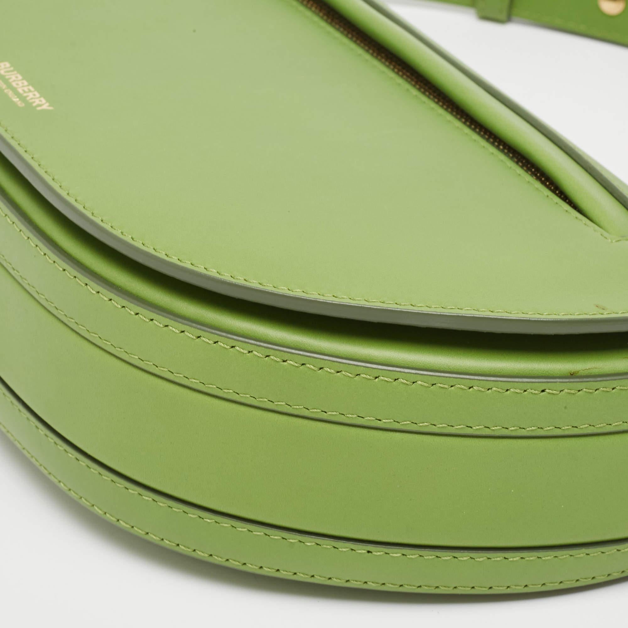 Burberry - Petit sac à bandoulière en cuir vert Olympia 3